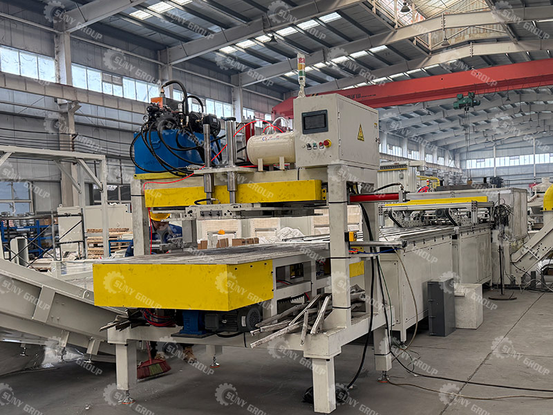 PV panel de-framing machine