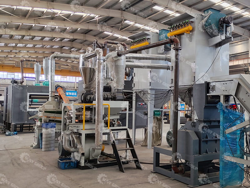 Waste circuit board recycling equipment