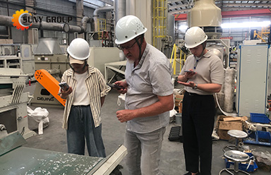 Overseas Clients Visit SUNY GROUP to Inspect PV Module Recycling Line